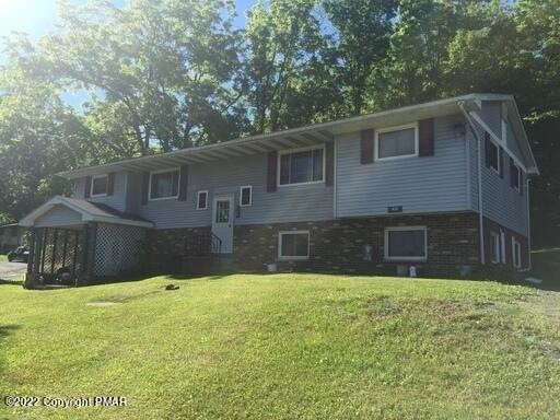 203 Joy Glen unit 101, Sciota, PA 18354 - photo 1