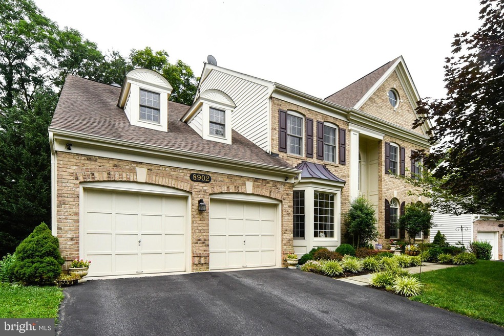 8902 Falls Farm Dr, Potomac, MD 20854 - photo 1
