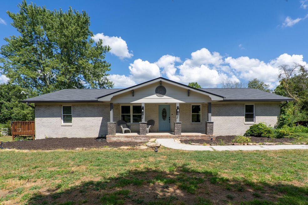 790 Kendricks Switch Rd, Chickamauga, GA 30707 - photo 1