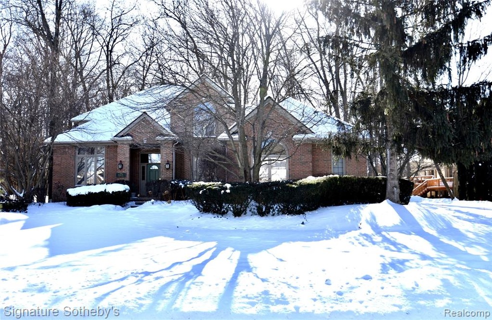 6425 W Oaks.jpg