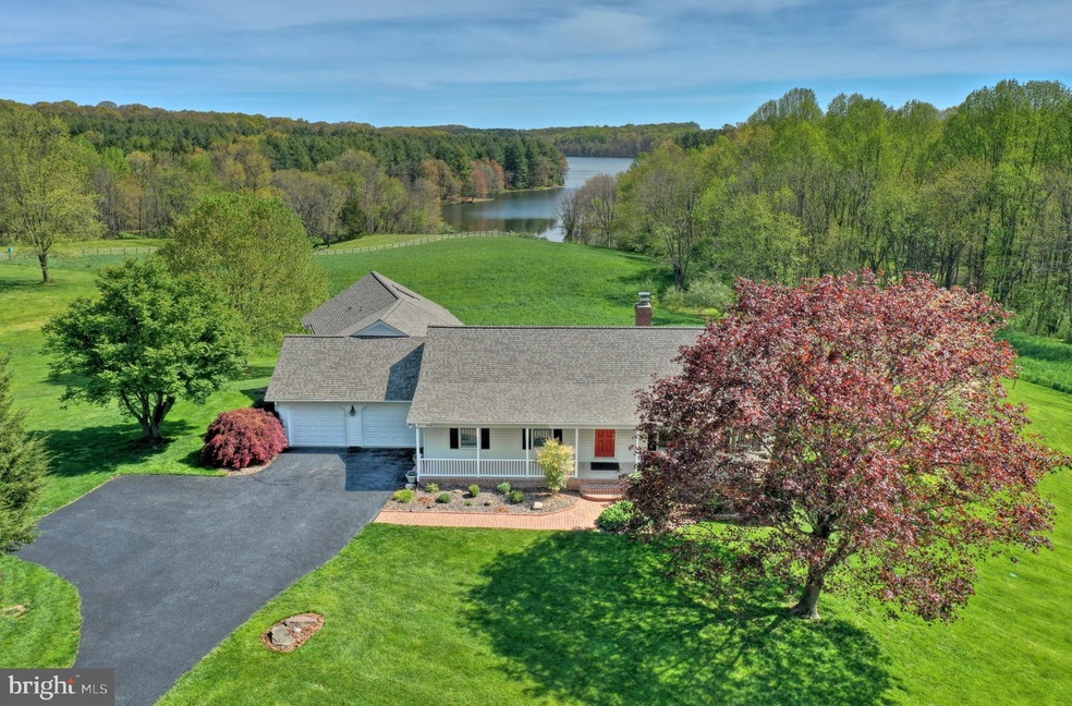 416 Obrecht Rd, Sykesville, MD 21784 - photo 1