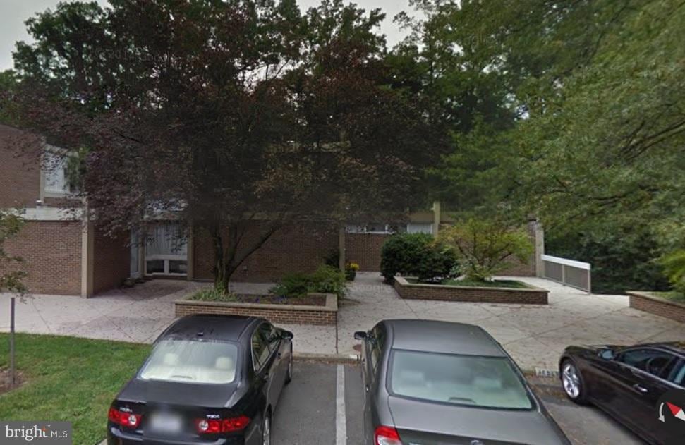 11549 Maple Ridge Rd, Reston, VA 20190 - photo 1