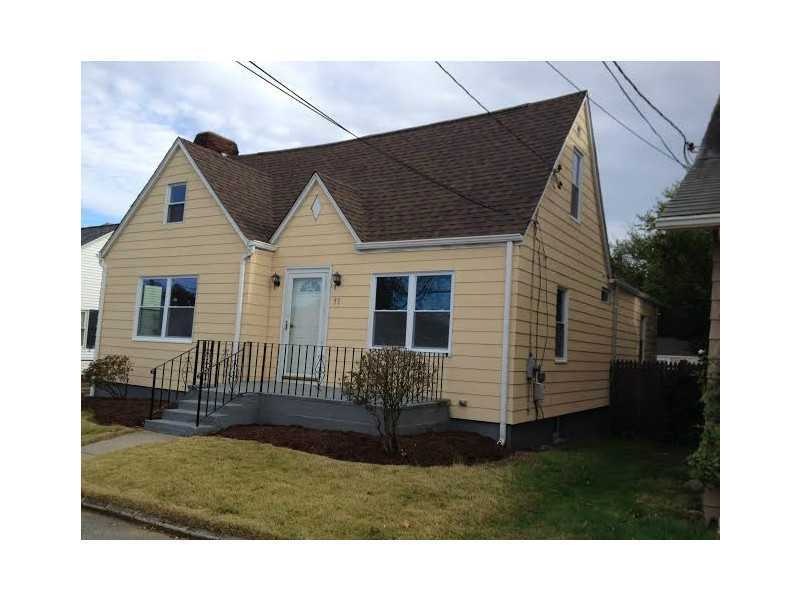 53 Linton St, Pawtucket, RI 02861 - photo 1