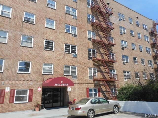 47 Alta Ave unit 2F, Yonkers, NY 10705 - photo 1