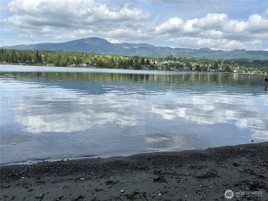 For Sale $485,000 • Co-Listing Agent