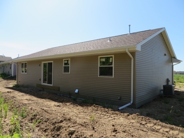 1318 Fir St, Janesville, WI 53546 - photo 1