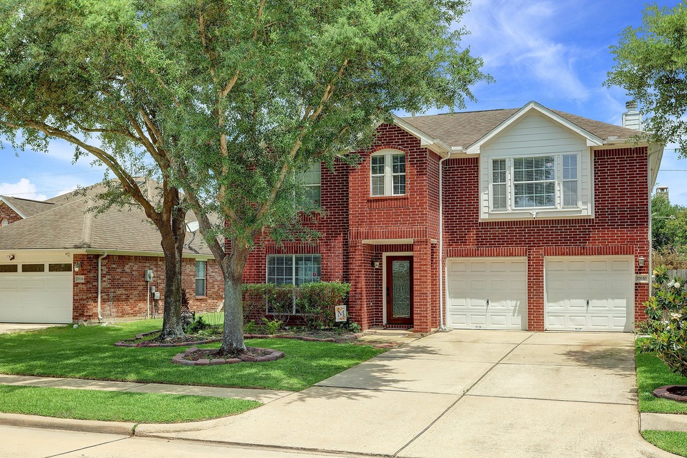 17610 Meadow Crossing Ln, Houston, TX 77095 - photo 1