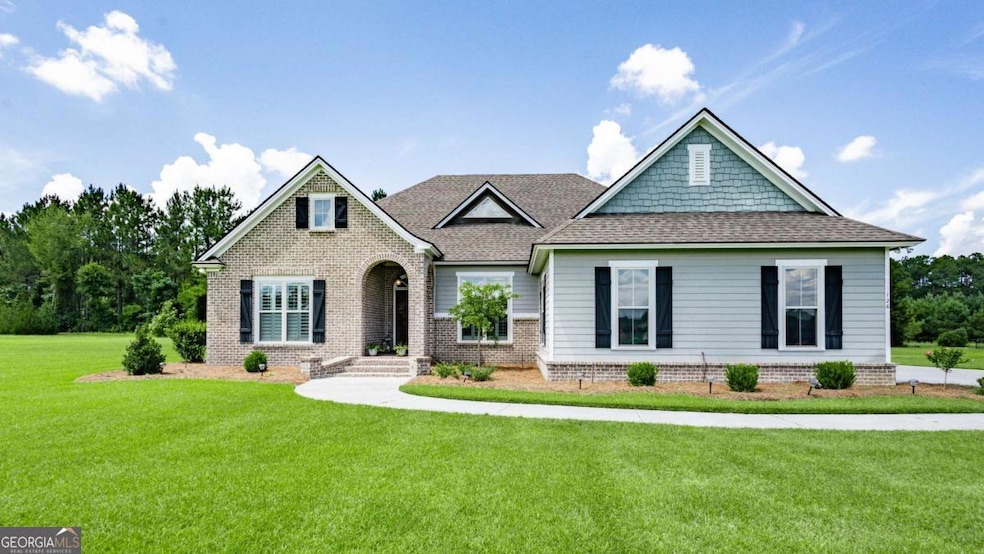 126 Brownlee Cir, Tifton, GA 31794 - photo 1