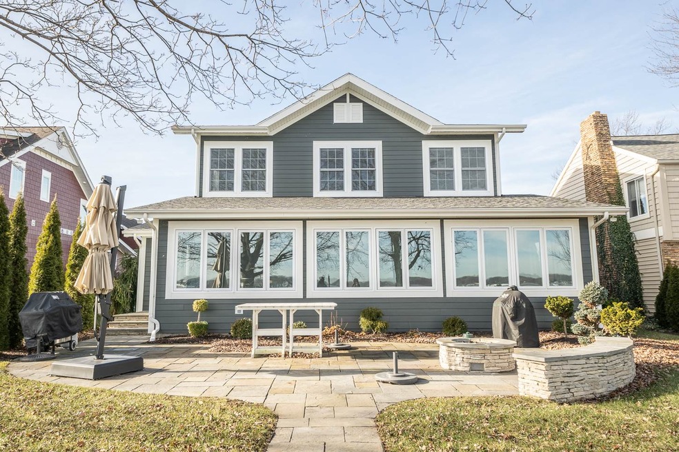 9872 N Bayshore Dr, Syracuse, IN 46567 - photo 1