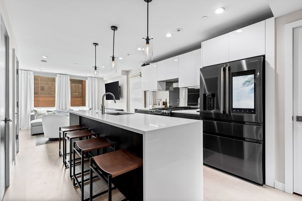 55 Hull St unit 1, Boston, MA 02113 - photo 1