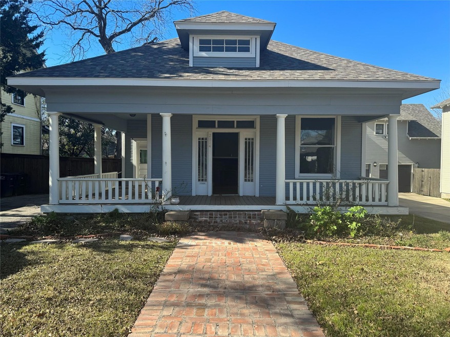 Front of home on a sunny day!