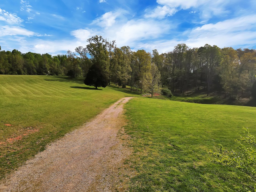 3104 W Gallaher Ferry Rd, Knoxville, TN 37932 - photo 1