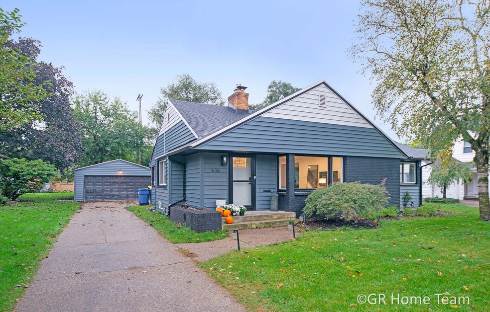 636 Broadview Street