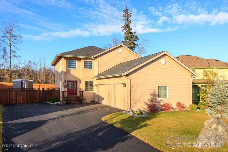 Exterior - Front-20171013-7253