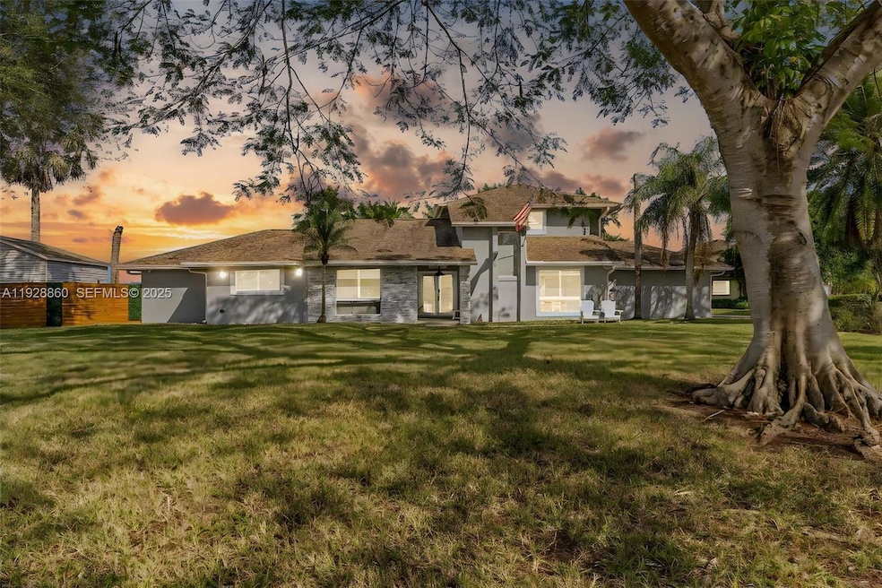 15151 SW 164th Terrace, Miami, FL 33187 - photo 1