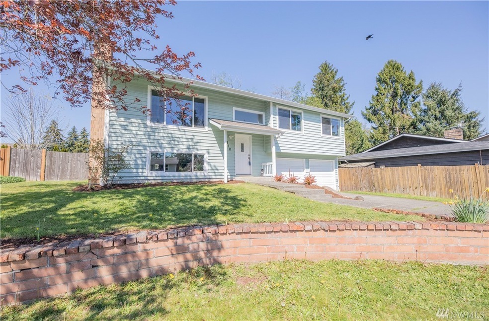 8310 NE 143rd St, Kirkland, WA 98034 - photo 1