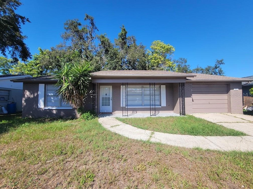 7221 Stone Rd unit 14, Port Richey, FL 34668 - photo 1