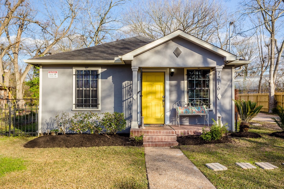 7216 Wileyvale Rd, Houston, TX 77016 - photo 1
