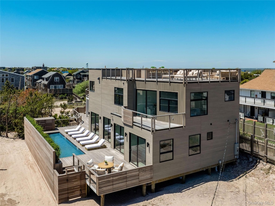 For Sale $4,995,000 • Co-Listing Agent