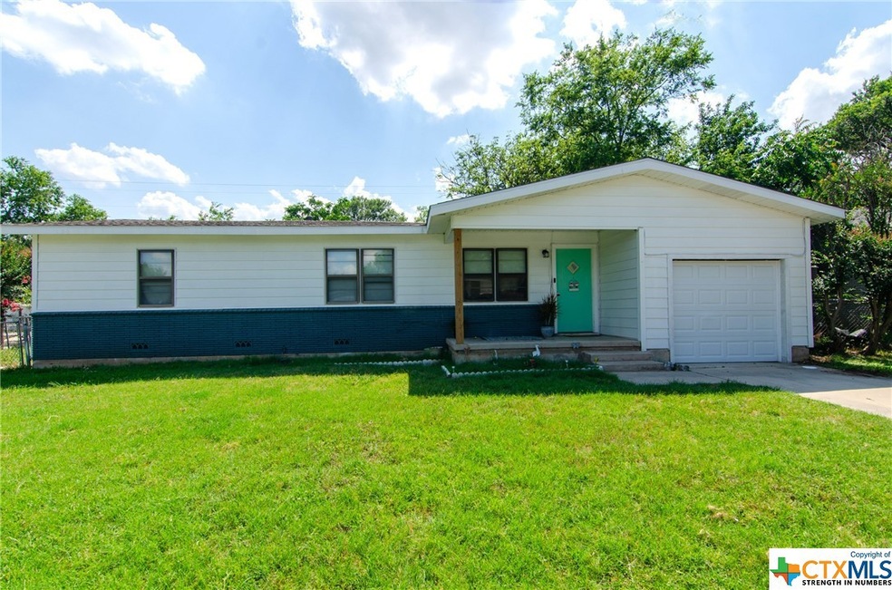 2305 Terrace Dr, Copperas Cove, TX 76522 - photo 1