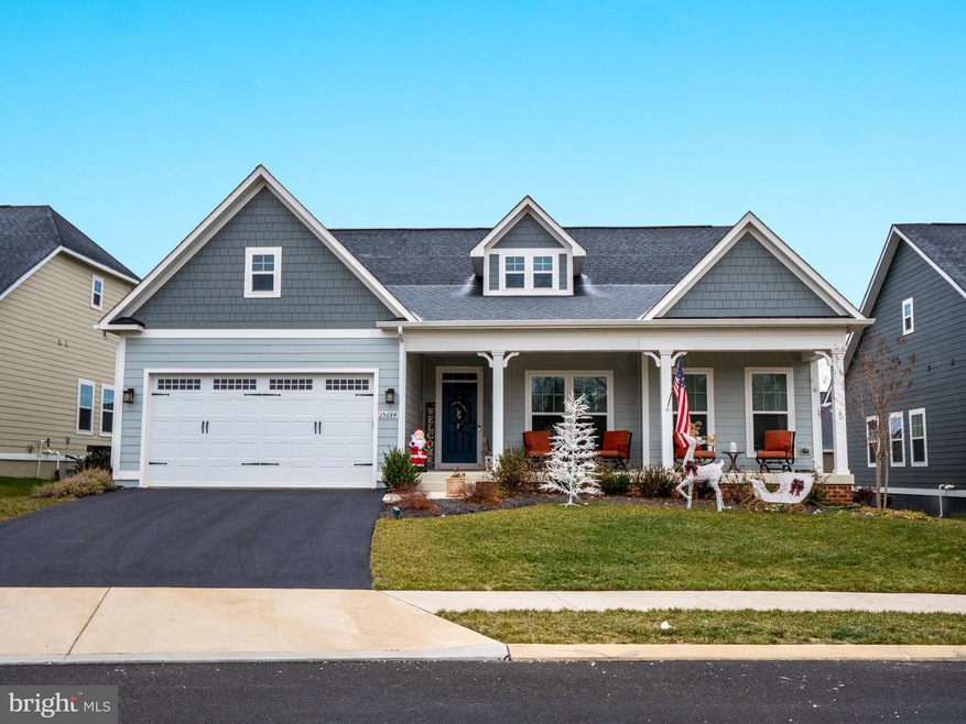 25684 Barncrest Ln, Stone Ridge, VA 20105 - photo 1