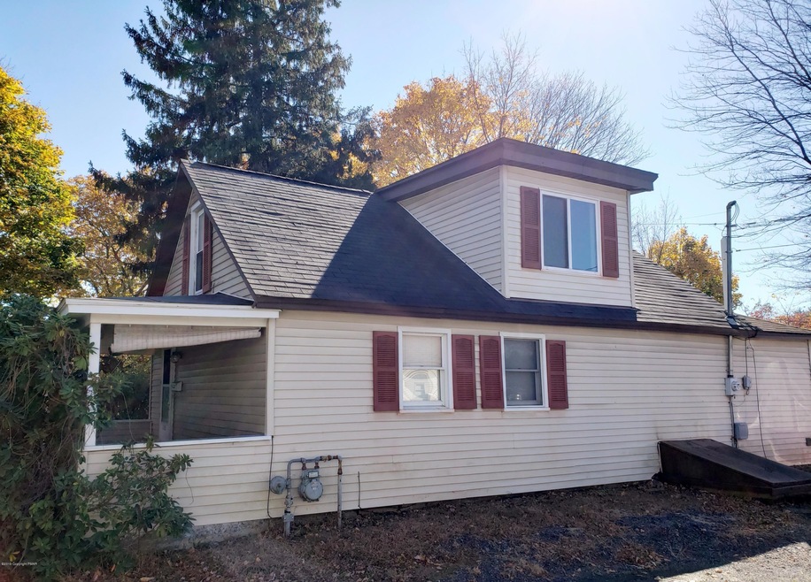 1115 Appenzeller Ave, Stroudsburg, PA 18360 - photo 1