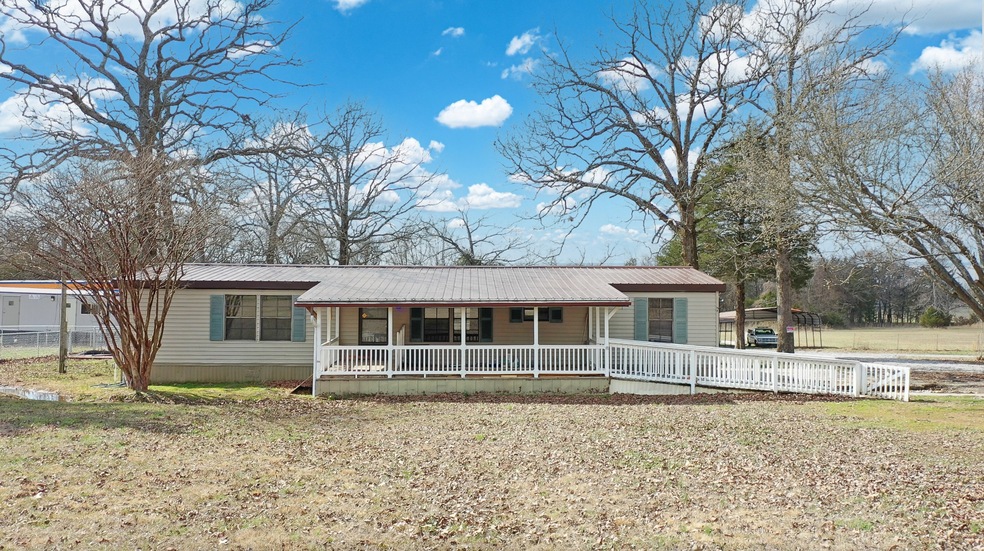 210 Henderson Rd, Shelbyville, TN 37160 - photo 1