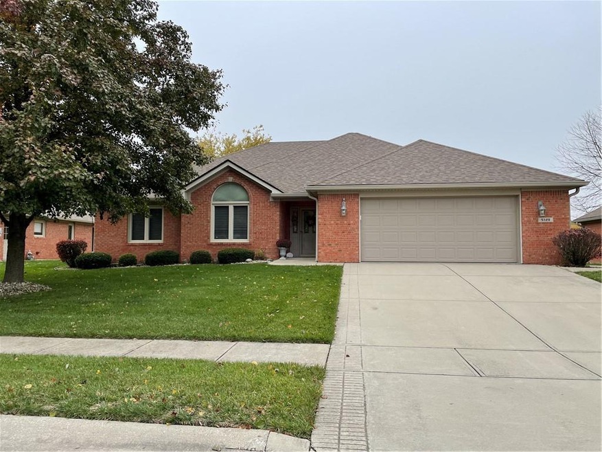 5128 Montpelier Ct, Columbus, IN 47203 - photo 1