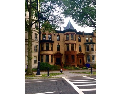1485 Beacon St unit 1, Brookline, MA 02446 - photo 1