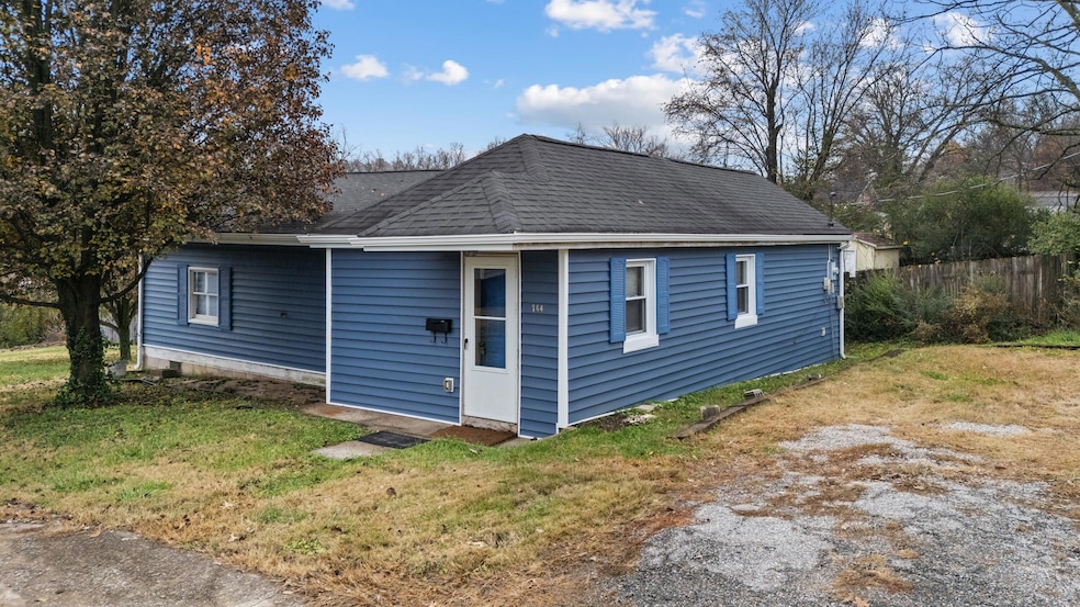 744 Fields Ave, Frankfort, KY 40601 - photo 1