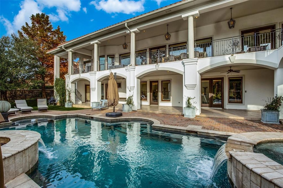 Incredible pool, spa and entertainment area!