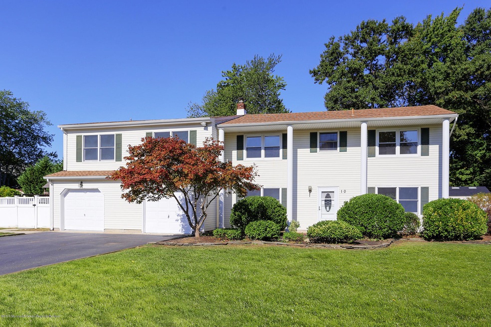 10 Sieben Dr, Middletown, NJ 07748 - photo 1