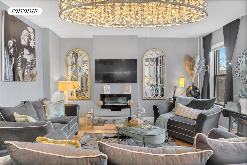 163 Chestnut St, Brooklyn, NY 11208 - photo 1