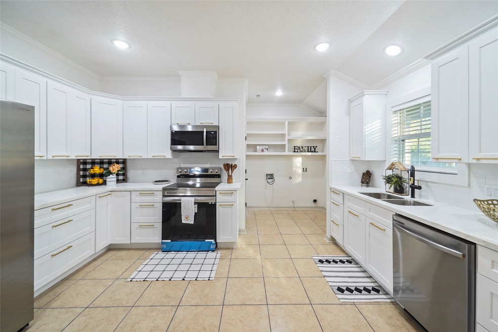 1214 Duncan St, Bay City, TX 77414 - photo 1