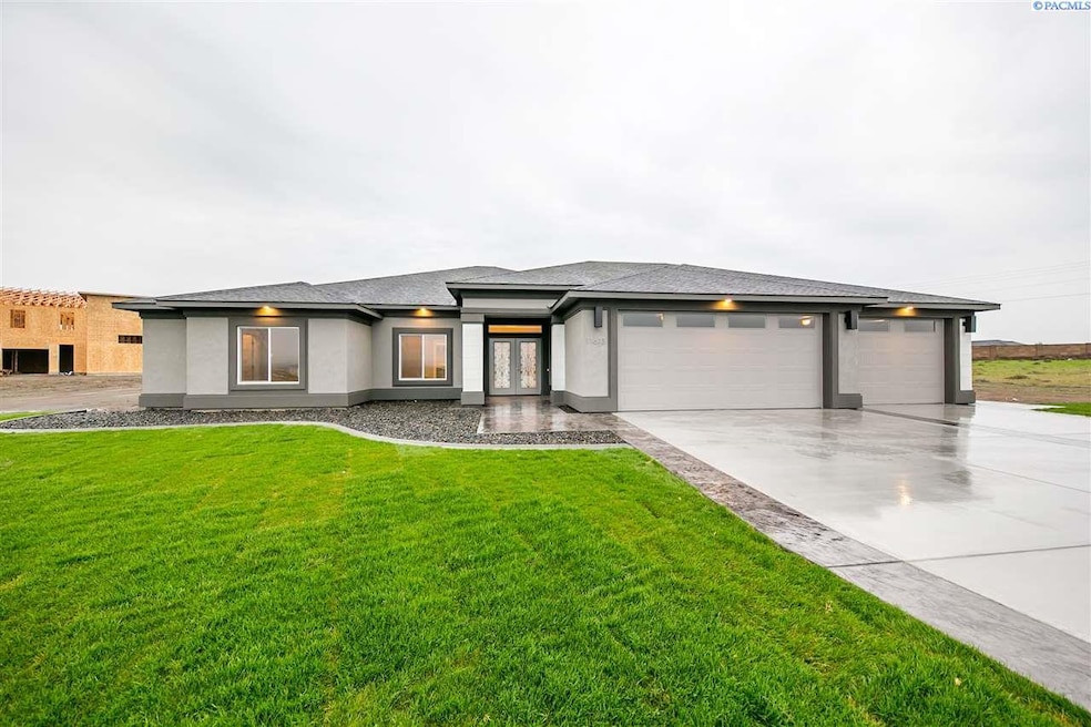 11613 Seahawk Ct, Pasco, WA 99301 - photo 1