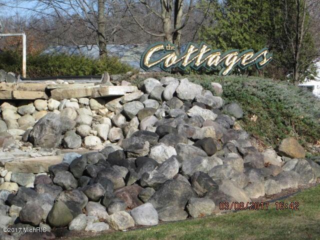 Cottages Lots 008