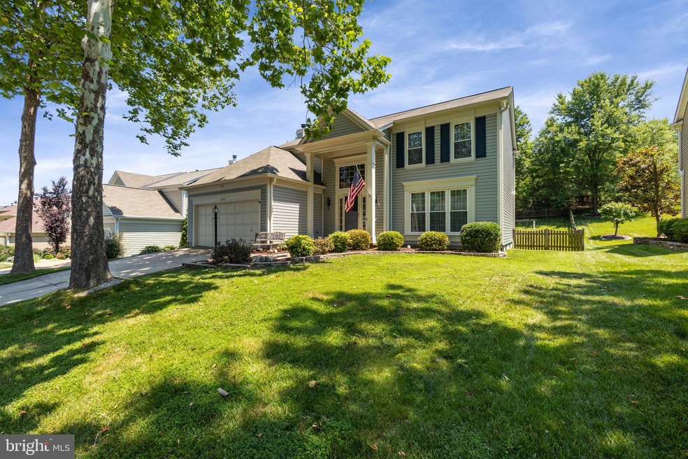 2899 Chevoit Hill Ct, Woodbridge, VA 22191 - photo 1