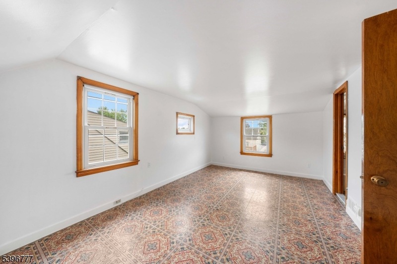 707 Erudo St, Linden, NJ 07036 - photo 1