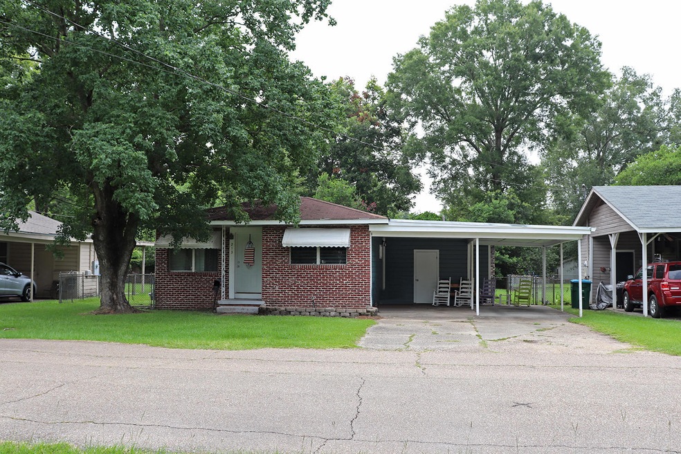 213 Smith