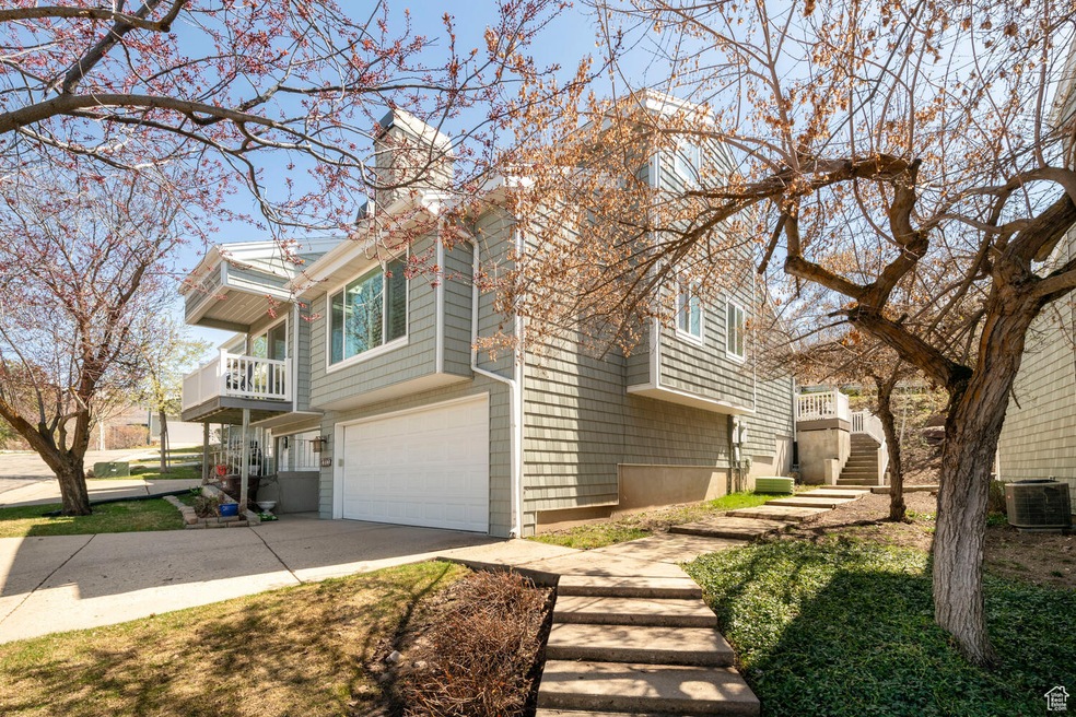 1960 S High Pointe Dr unit 22, Bountiful, UT 84010 - photo 1