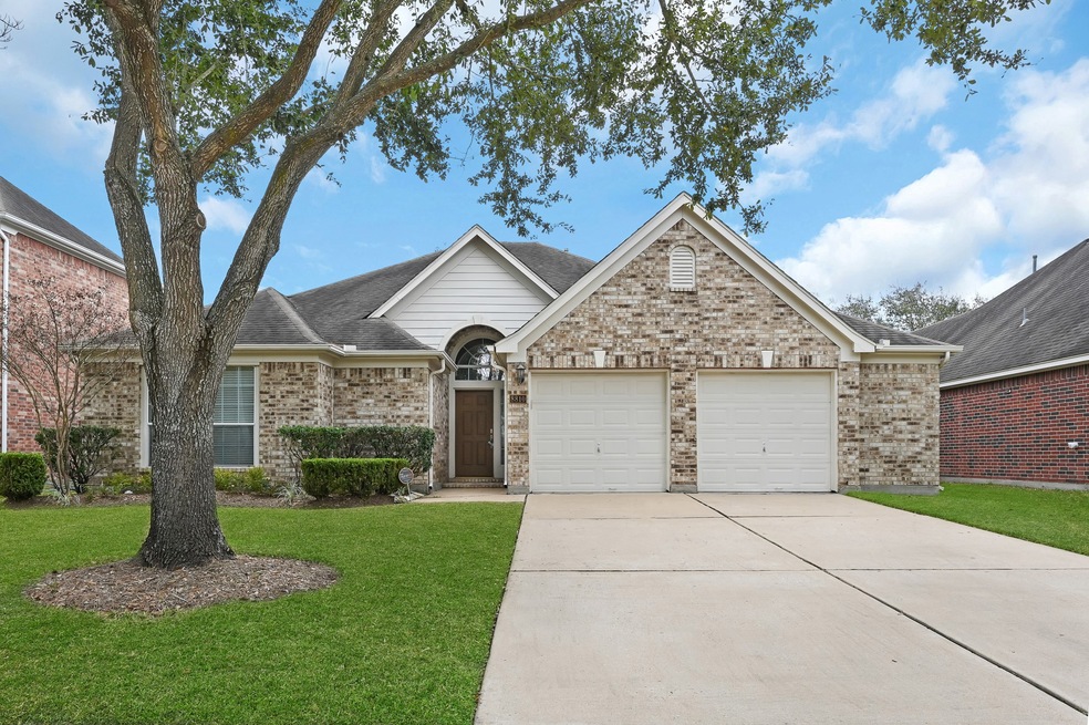 8810 Dawnblush Ln, Houston, TX 77095 - photo 1