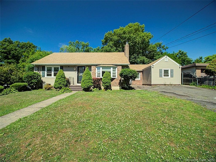 54 Crest Ave, East Haven, CT 06513 - photo 1