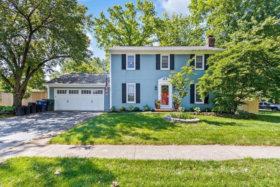 Welecome to 2127 Sharwood Court!