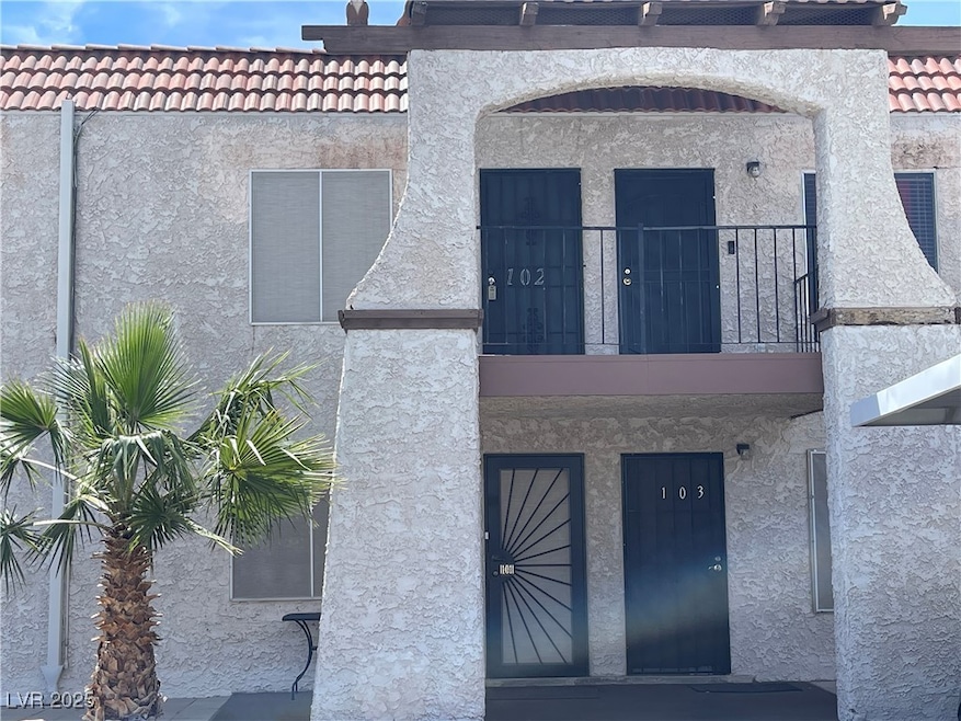524 Fir St unit 102, Boulder City, NV 89005 - photo 1