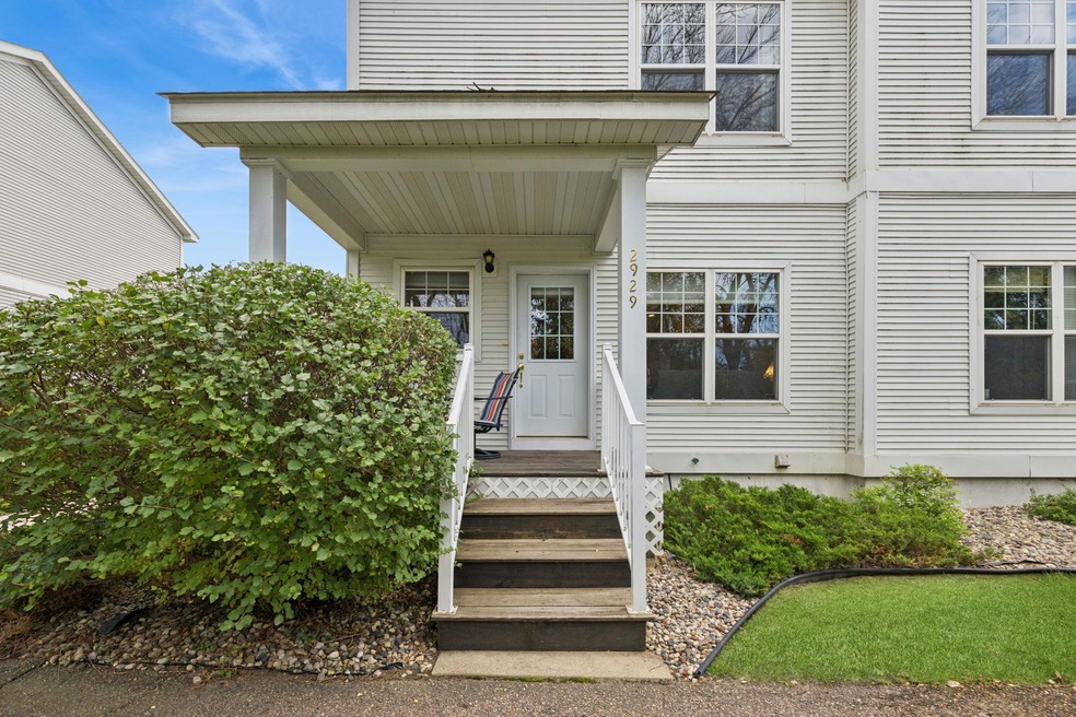 2929 Hemingway Dr unit 123, Chaska, MN 55318 - photo 1