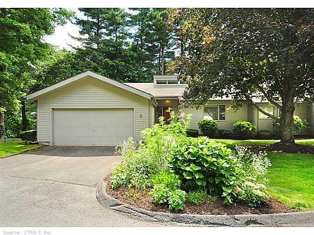 Exterior Front. 8 Acorn Glen - lovely ranch end un