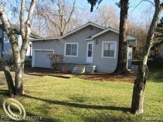 LOTUS EXTERIOR FROM RIGHT.jpg