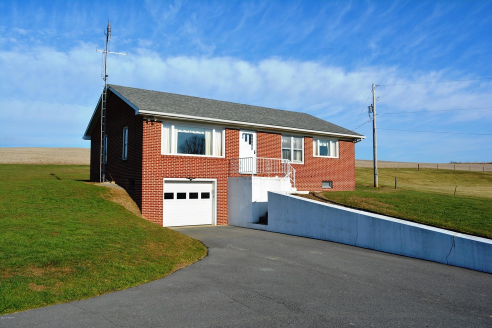 1435 Muddy Run Rd, Milton, PA 17847 - photo 1