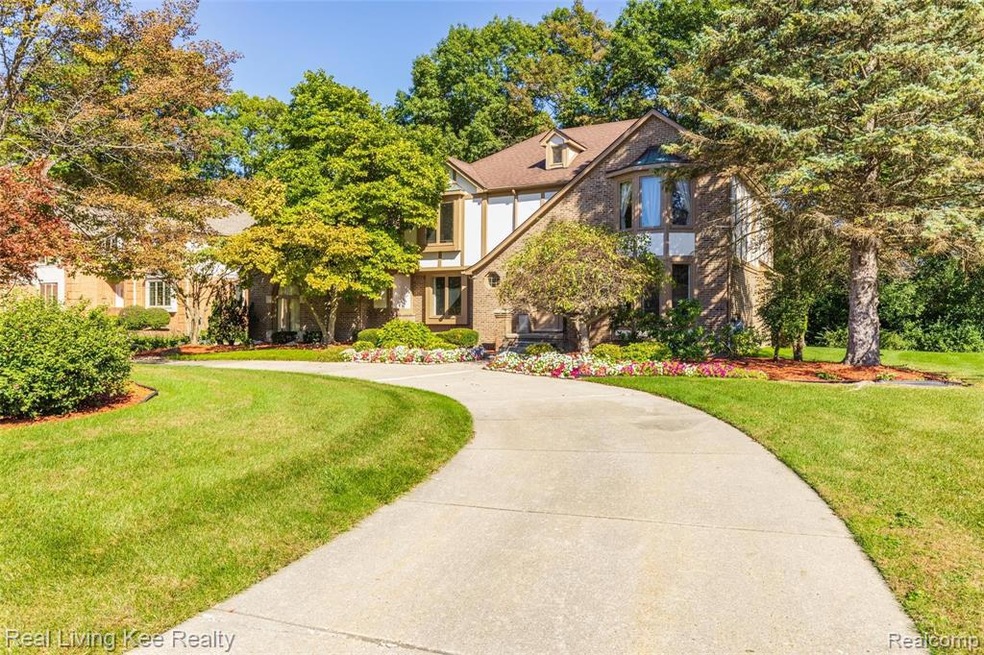 3227 Twin Pond Ct-1.jpg