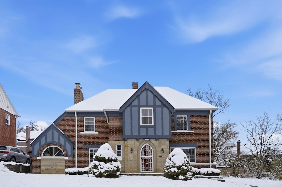 1110 Cheyenne Dr, Cincinnati, OH 45216 - photo 1